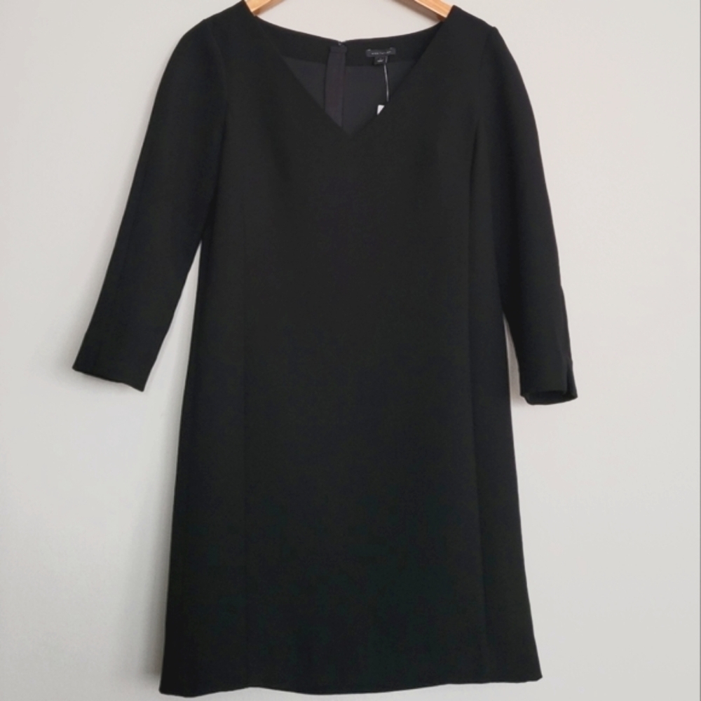 Ann Taylor NWT Cocktail Mini Dress Shift V-Neck Black
